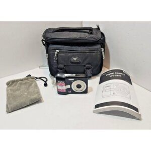 Sanyo VPC -S650 Digital Camera With Samsonite Black Carrying Case & Manual